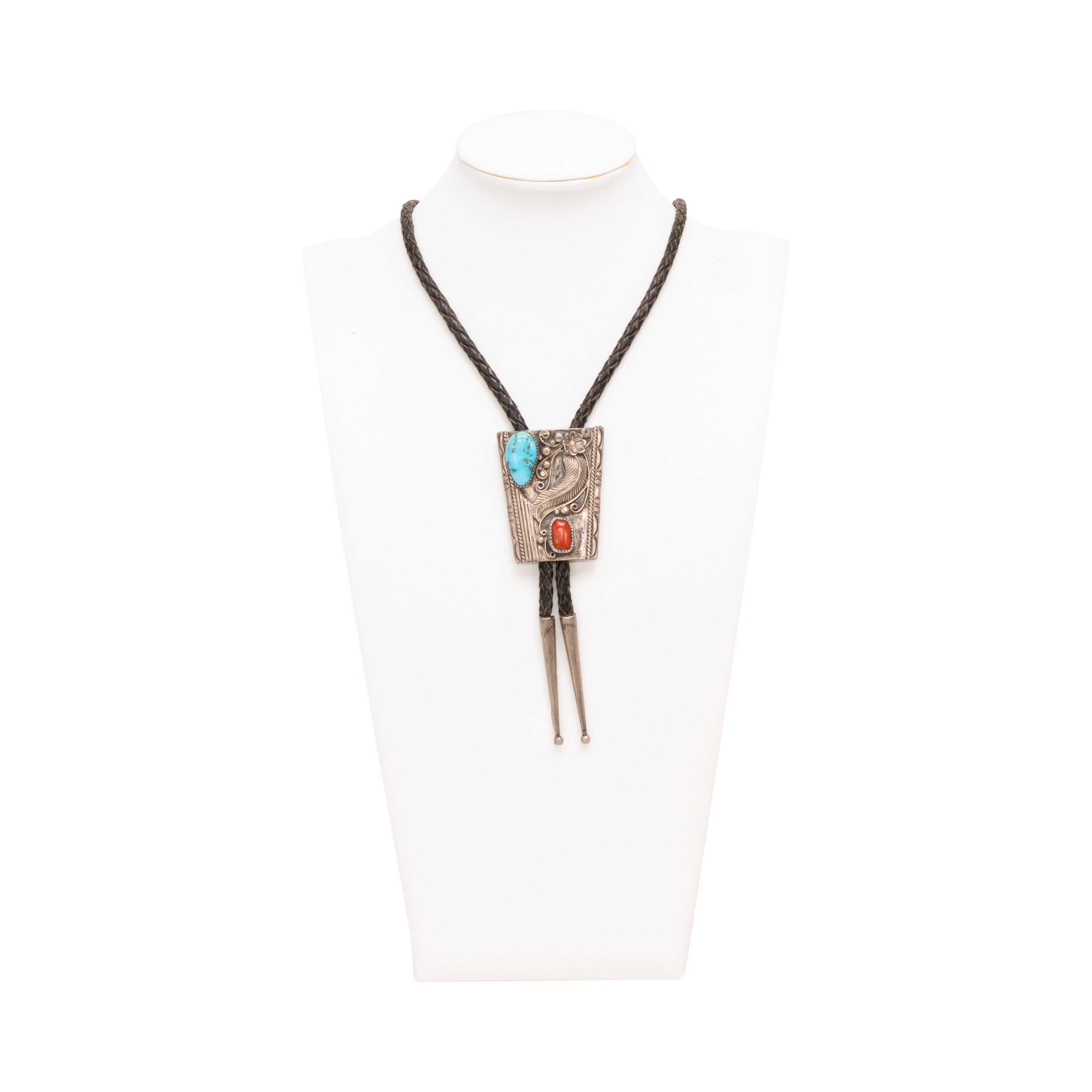 Flower and Leaf Bolo