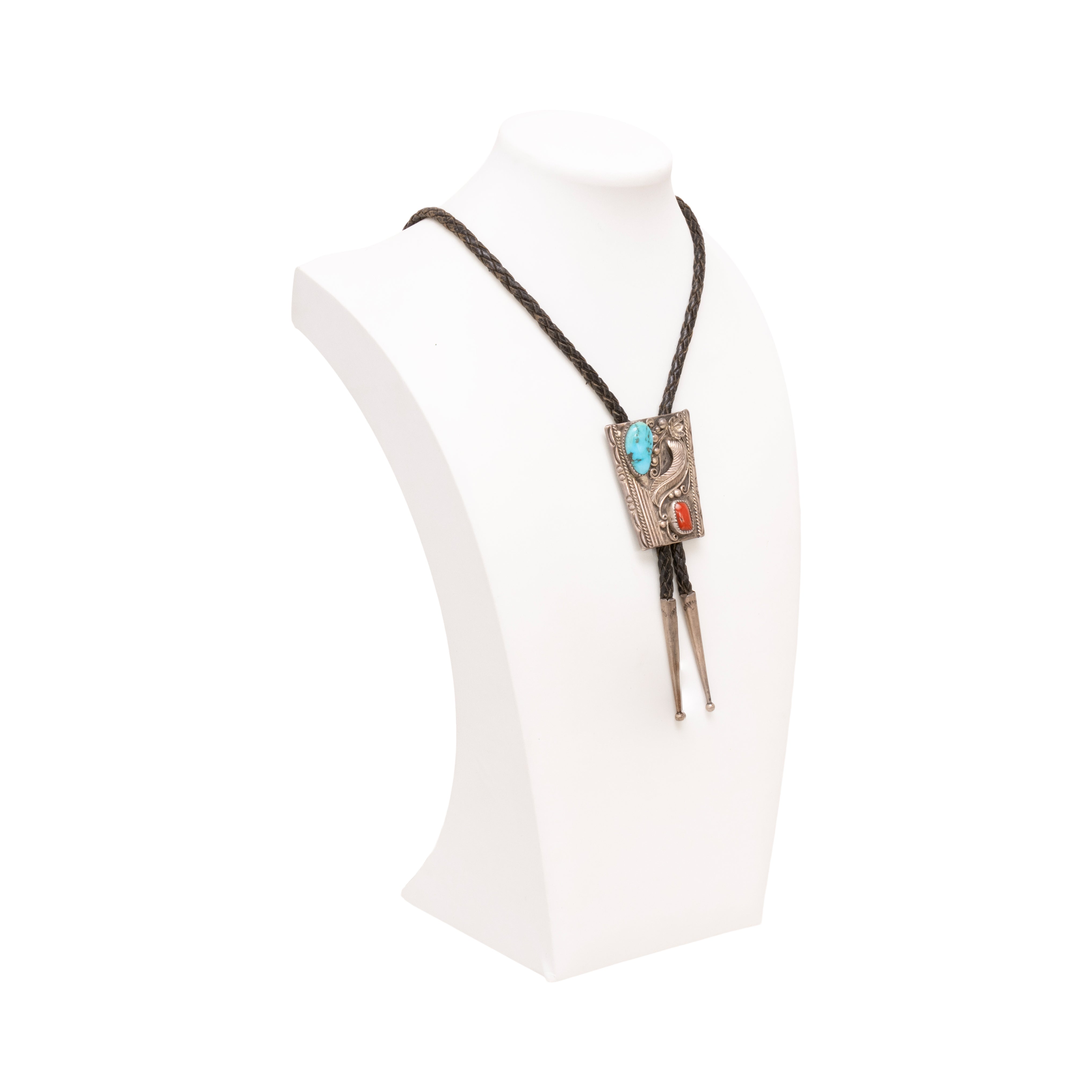 Flower and Leaf Bolo