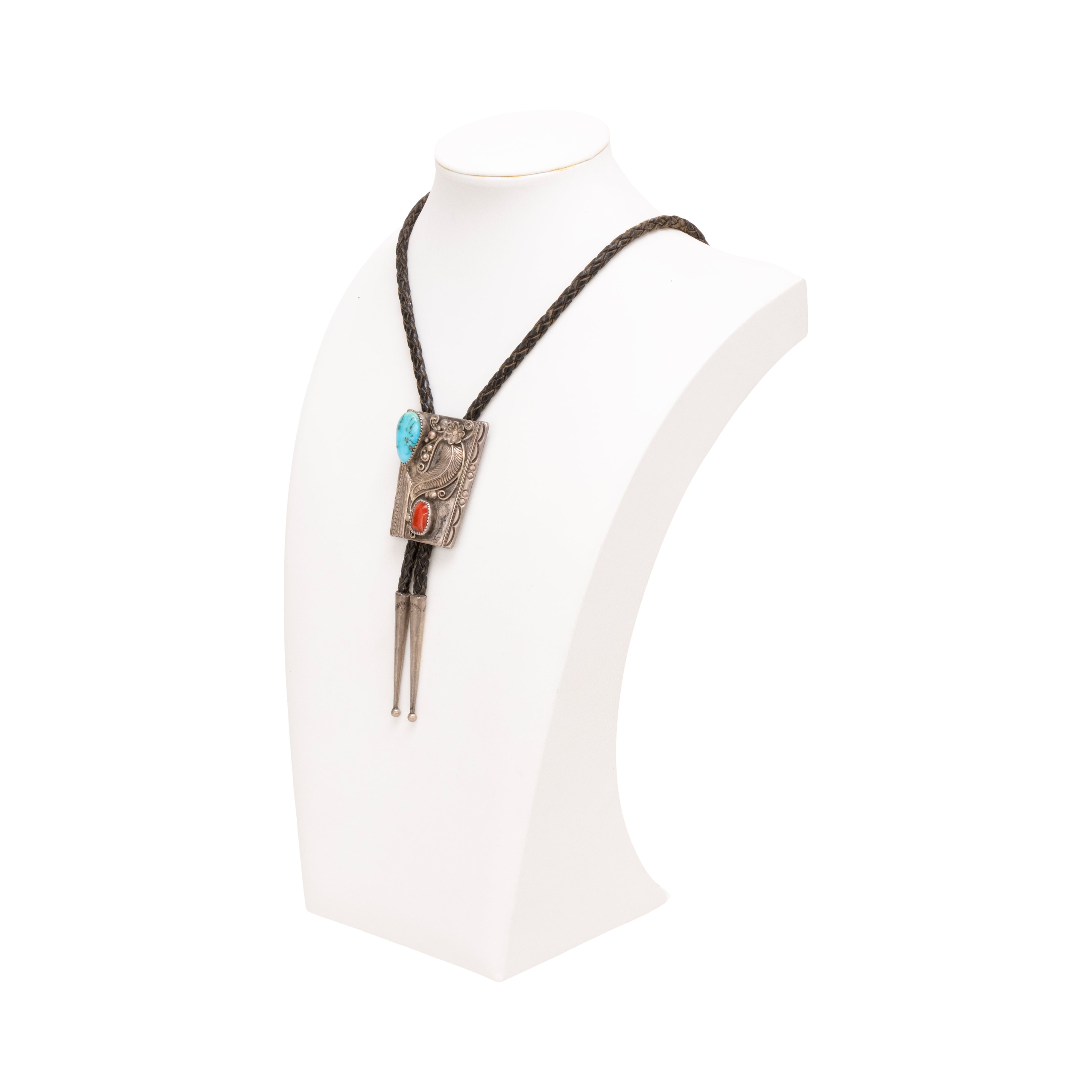 Flower and Leaf Bolo