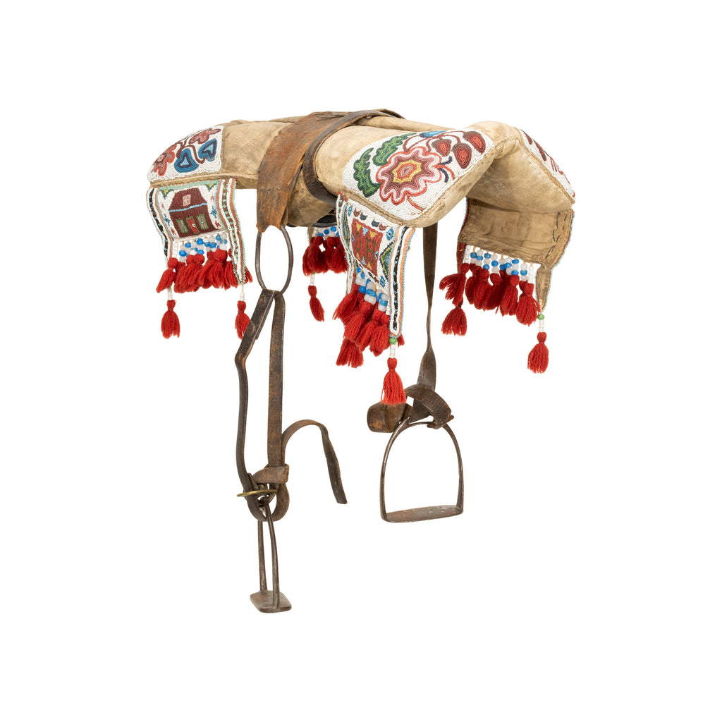 horse gear pad A Nêhiyawak (Plains Cree) Beaded Pad Saddle — Cisco's Gallery