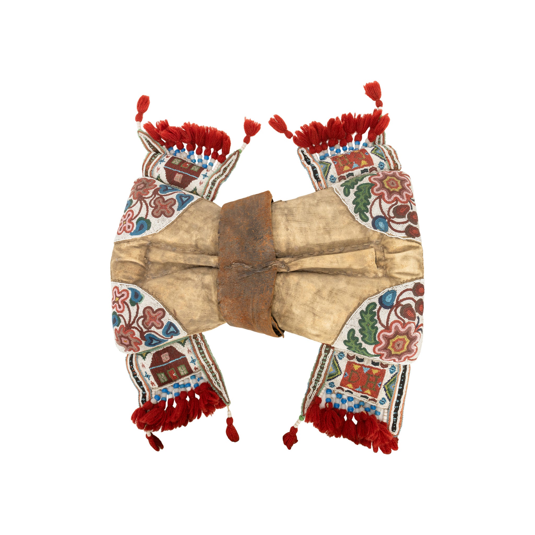 A Nêhiyawak (Plains Cree) Beaded Pad Saddle