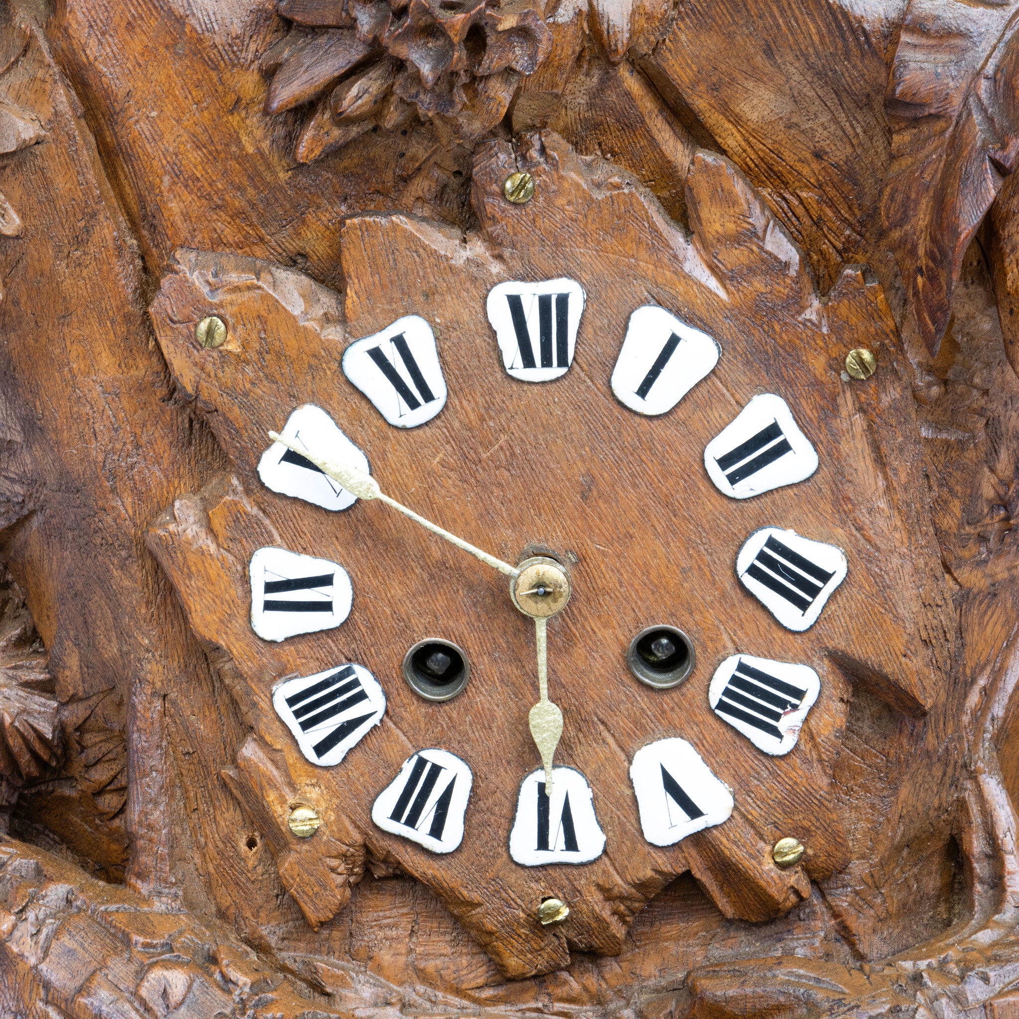 Black Forest Hunter Clock