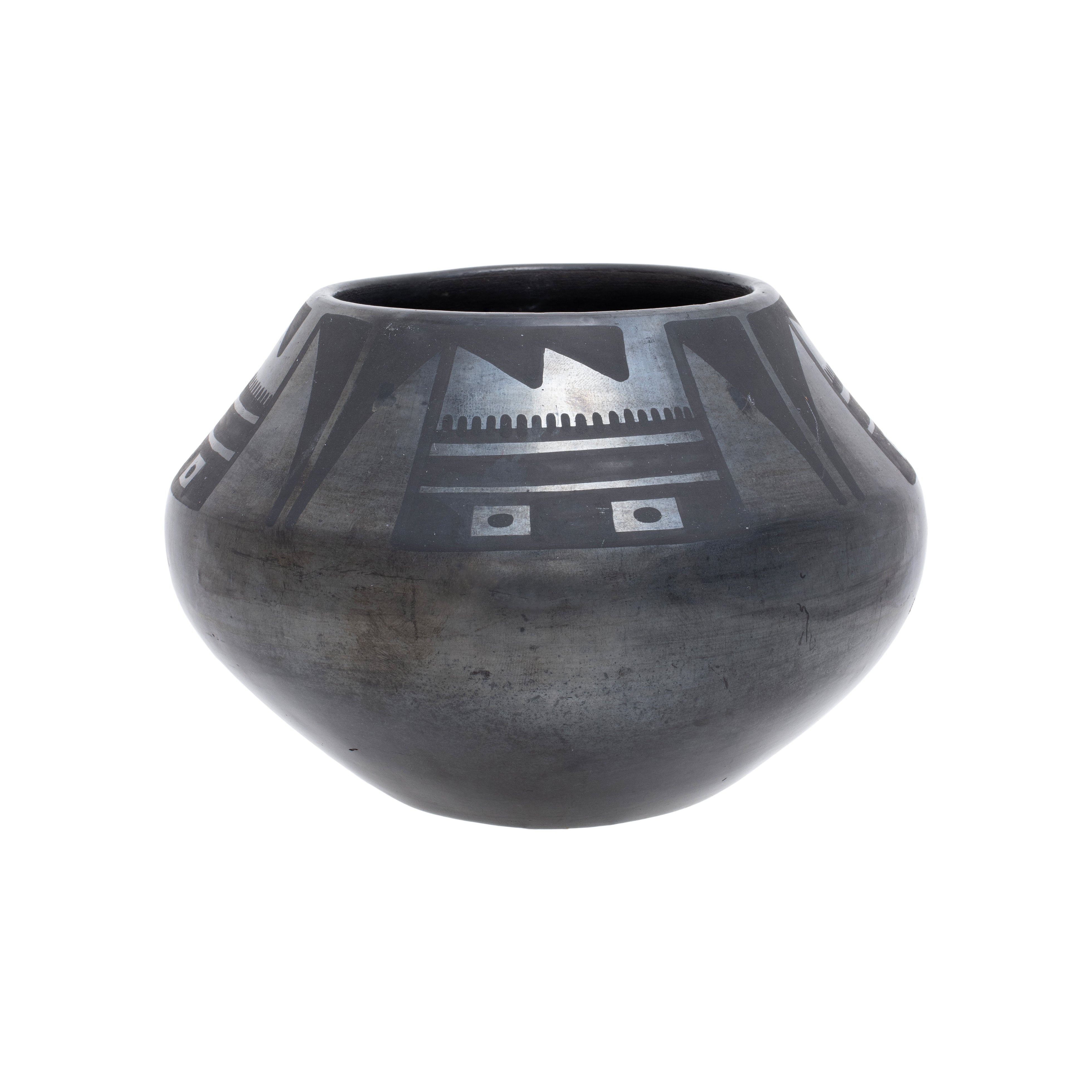 Marie and Julian Martinez Black Ware Pottery Jar