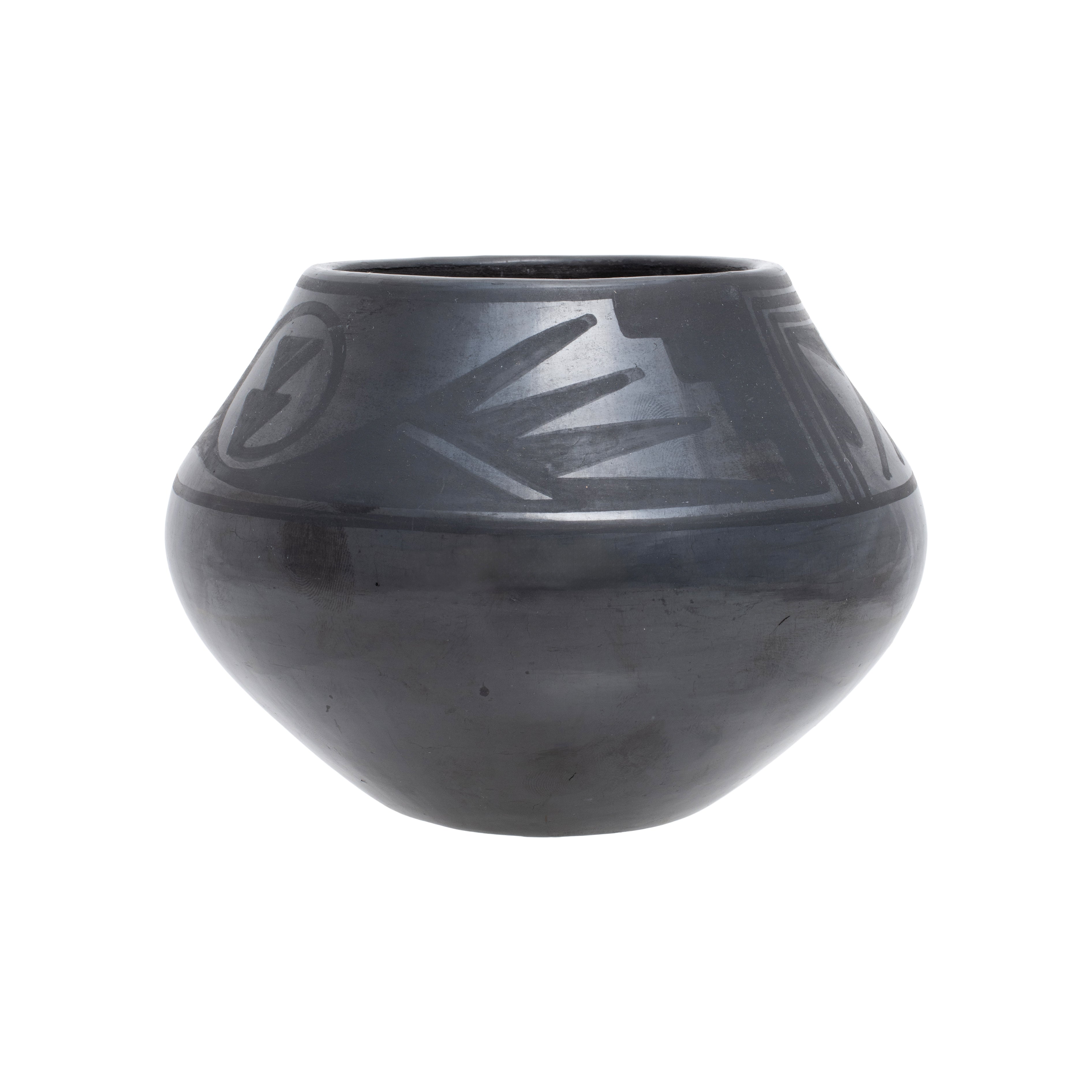 Marie and Julian Martinez Black Ware Pottery Jar