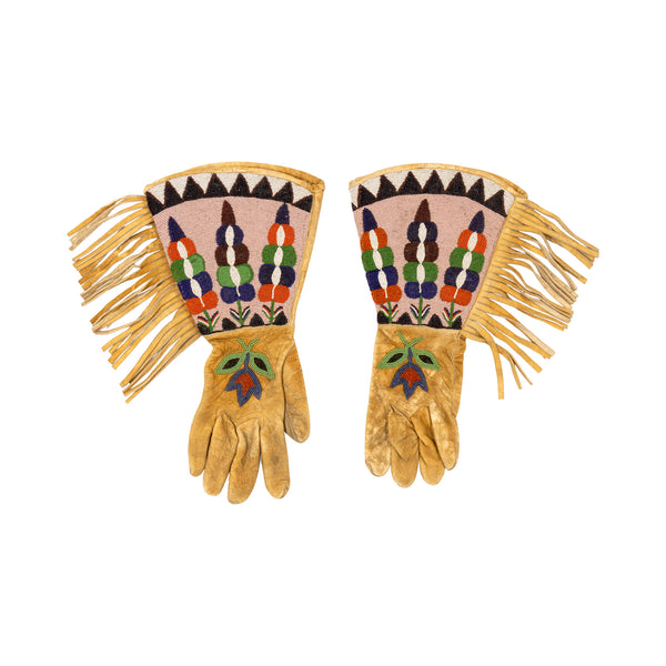 Plateau Beaded Gauntlets, Native, Garment, Gauntlets