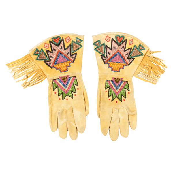 Plateau Gauntlets, Native, Garment, Gauntlets