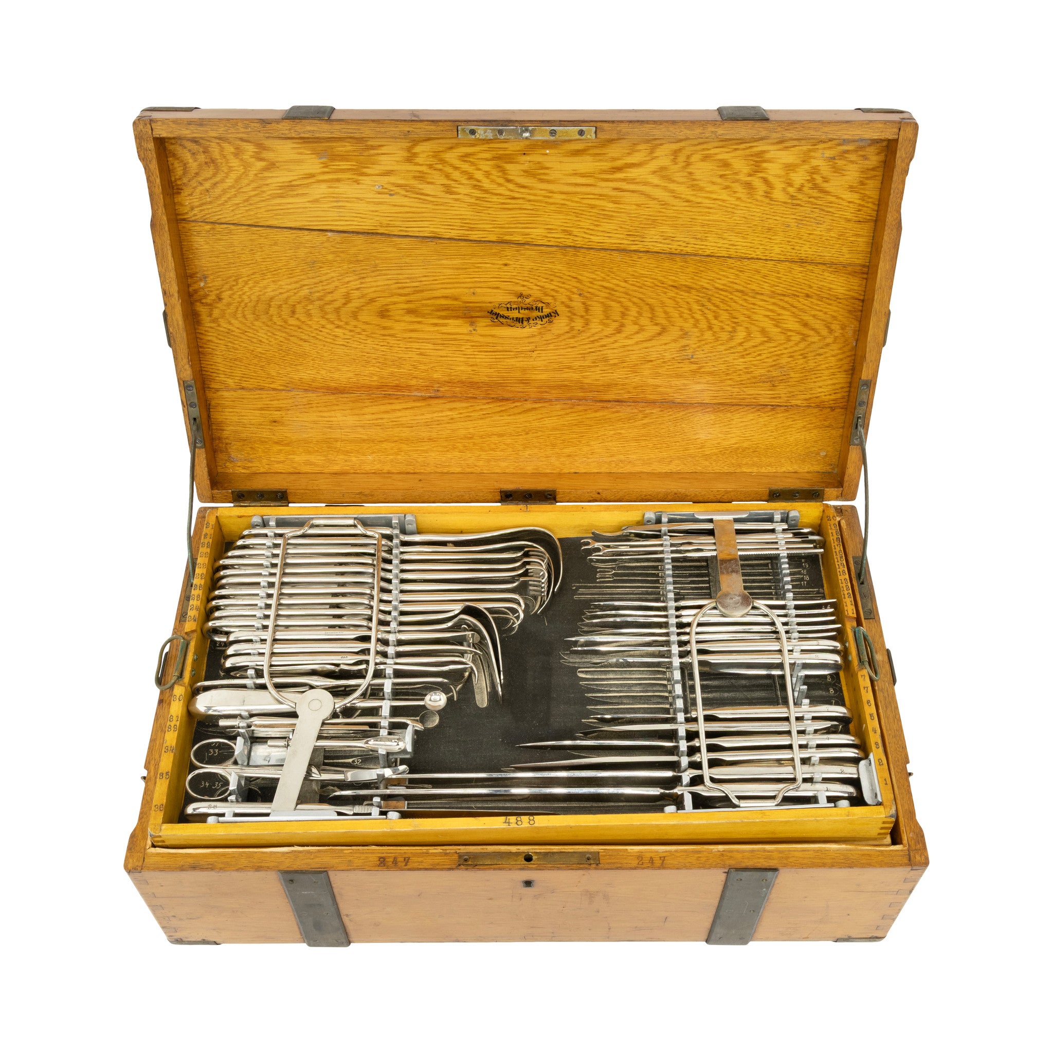 Knoke & Dressler Cased Surgical Suite