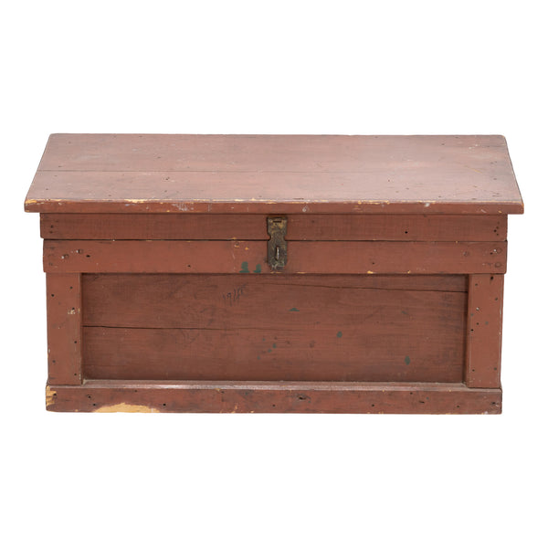 Primitive Treasure Chest, Furnishings, Furniture, Chest