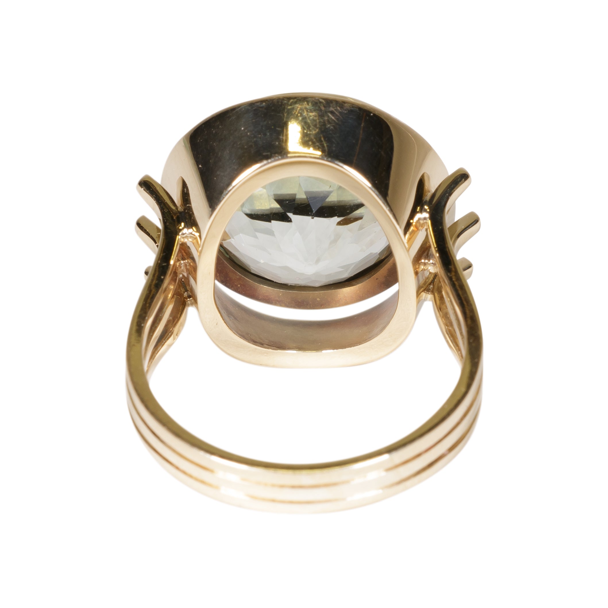 Brilliant Gold and Aquamarine Ring