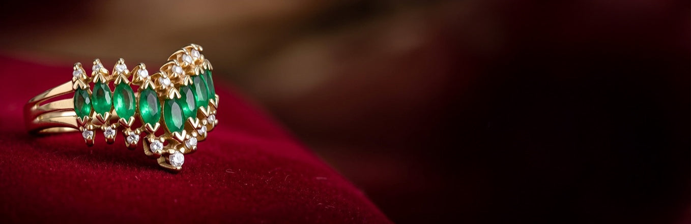 Estate Jewelry Emerald Diamond Ring