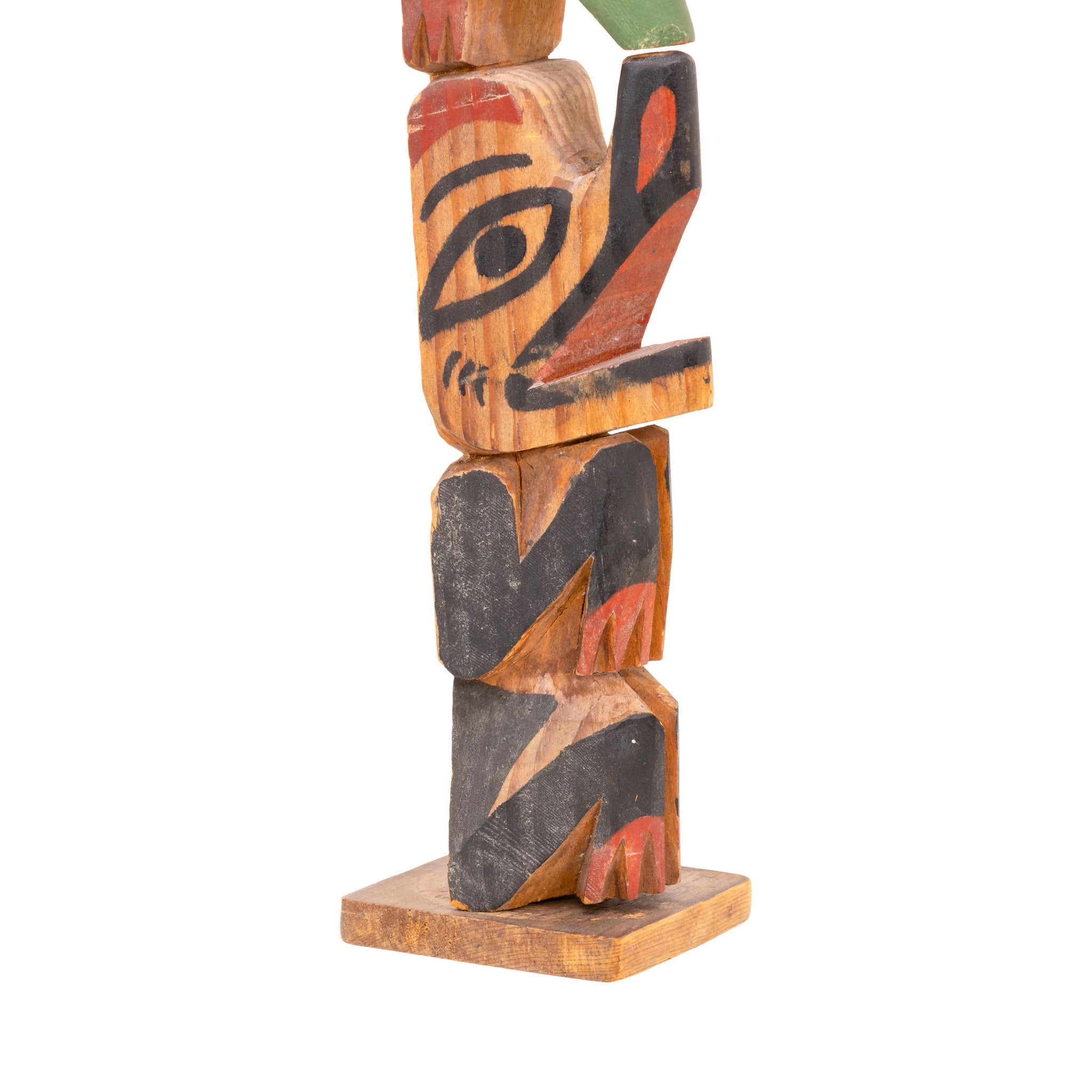 Nuu-chah-Nulth Model Totem