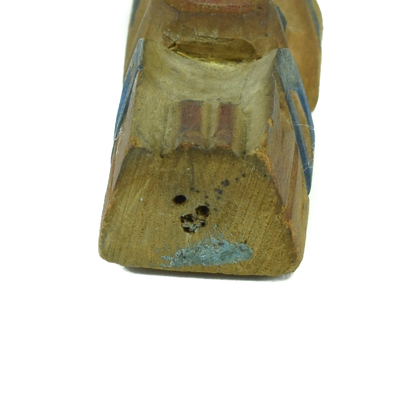 Nuu-chah-nulth Model Totem