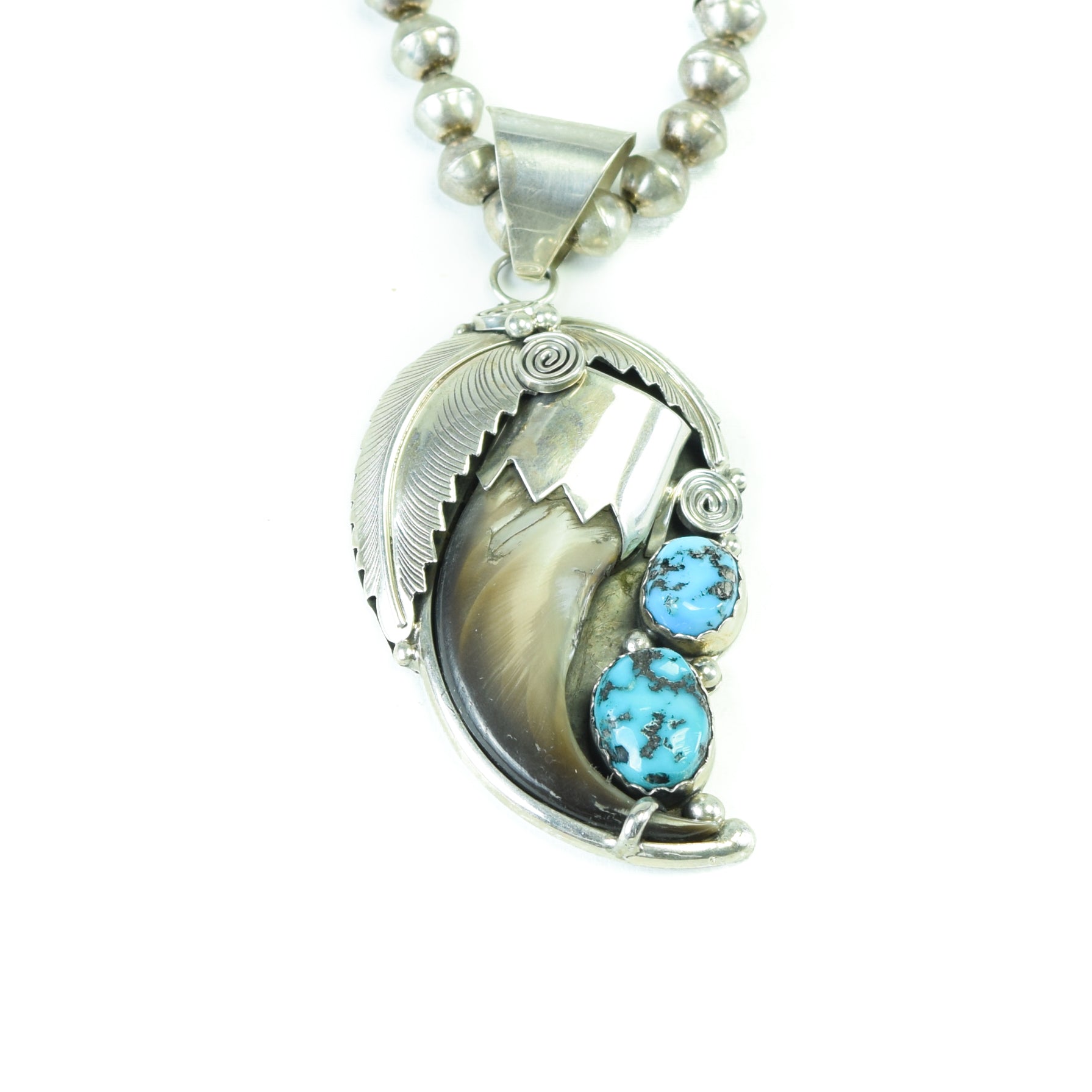 Navajo Bear Claw Pendant Necklace