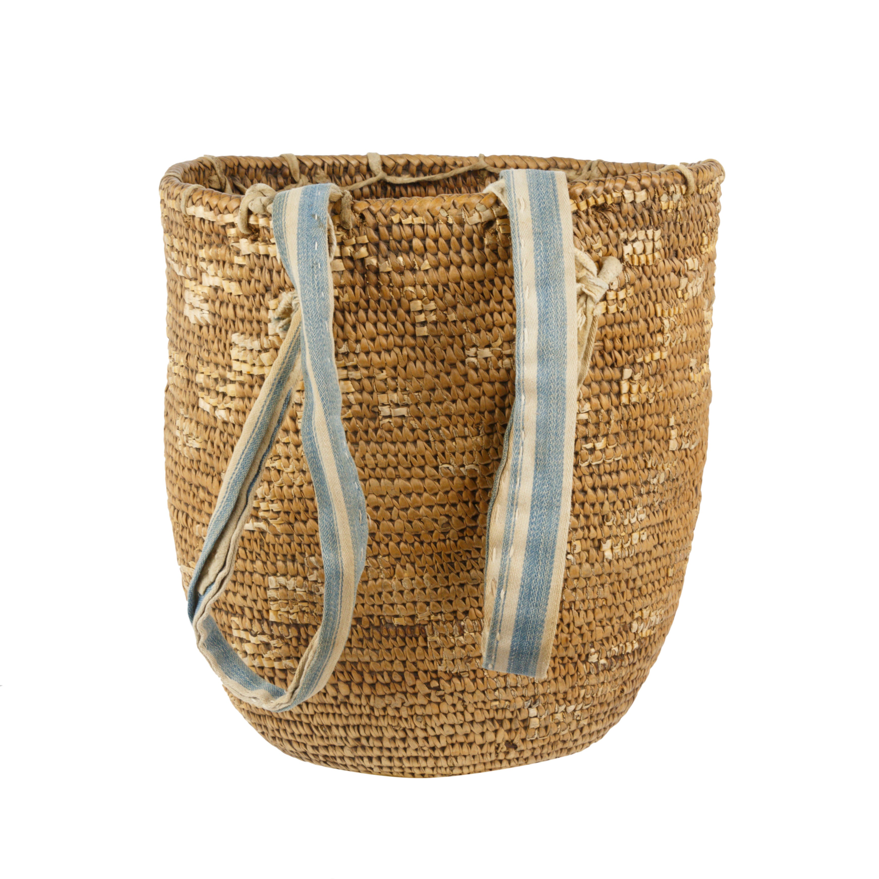 Klickitat Basket with Flour Sack Strap