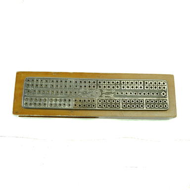 Sandcast Cribbage Board, Furnishings, Games, Cribbage