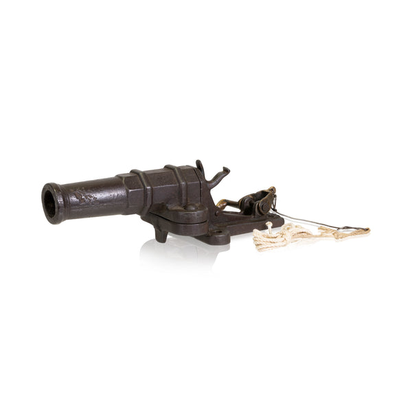 Cannon Barrel Animal Trap, Sporting Goods, Trapping, Trap