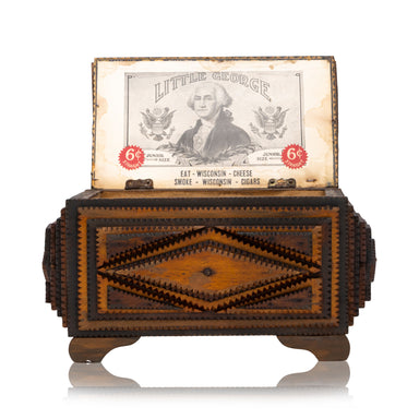 Tramp Art Sewing Box, Furnishings, Decor, Tramp Art