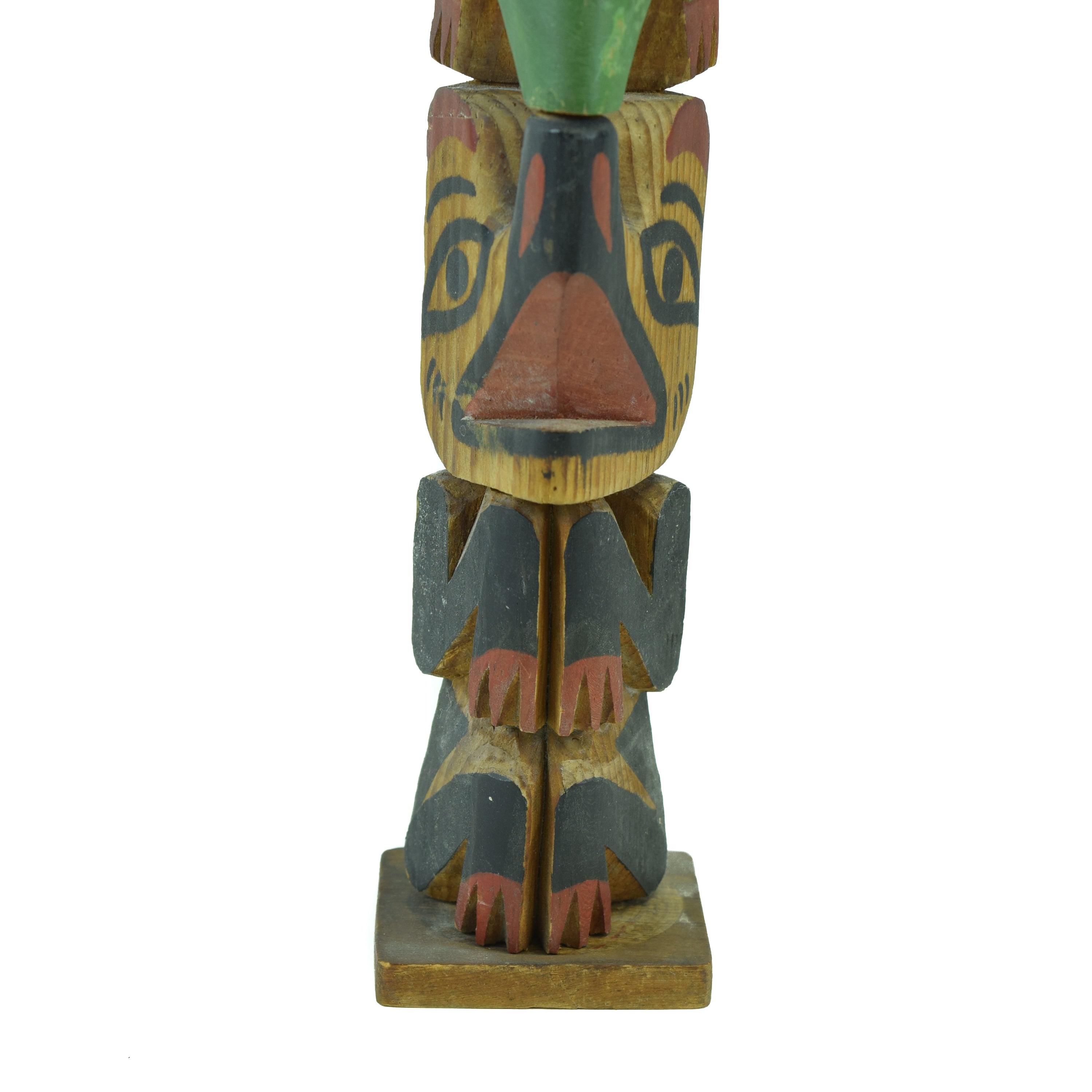 Nuu-chah-Nulth Model Totem